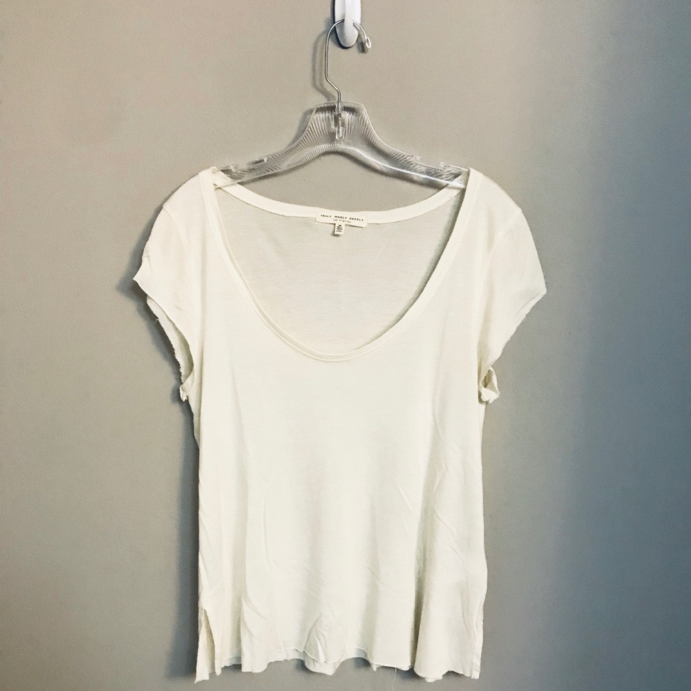 Urban Outfitters Basic White T-shirt